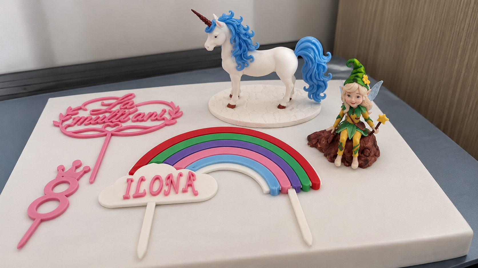 Set decorativ personalizabil pentru tort – Unicorn, Curcubeu și Zână