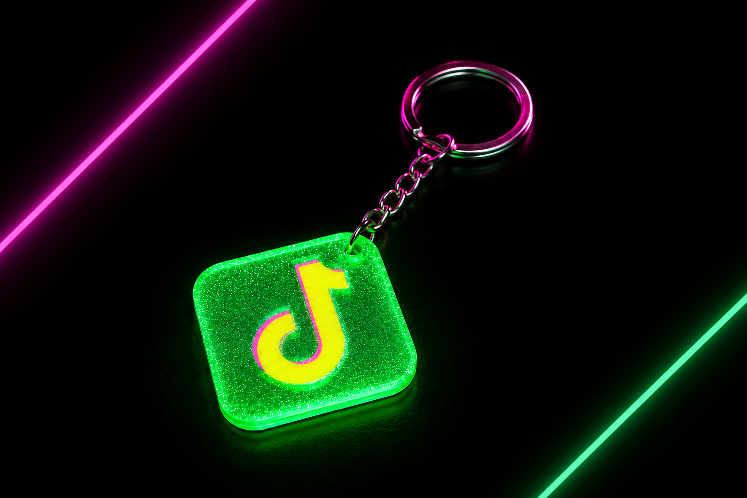 📡 Breloc NFC TikTok Personalizat – Acces instant la contul tău